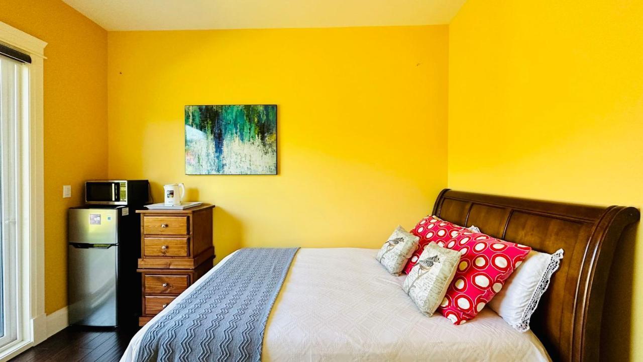 Quiet Room In ريتشموند، كولومبيا البريطانية المظهر الخارجي الصورة